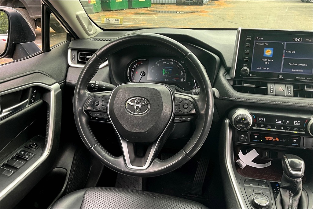 2020 Toyota RAV4 Limited - Photo 17
