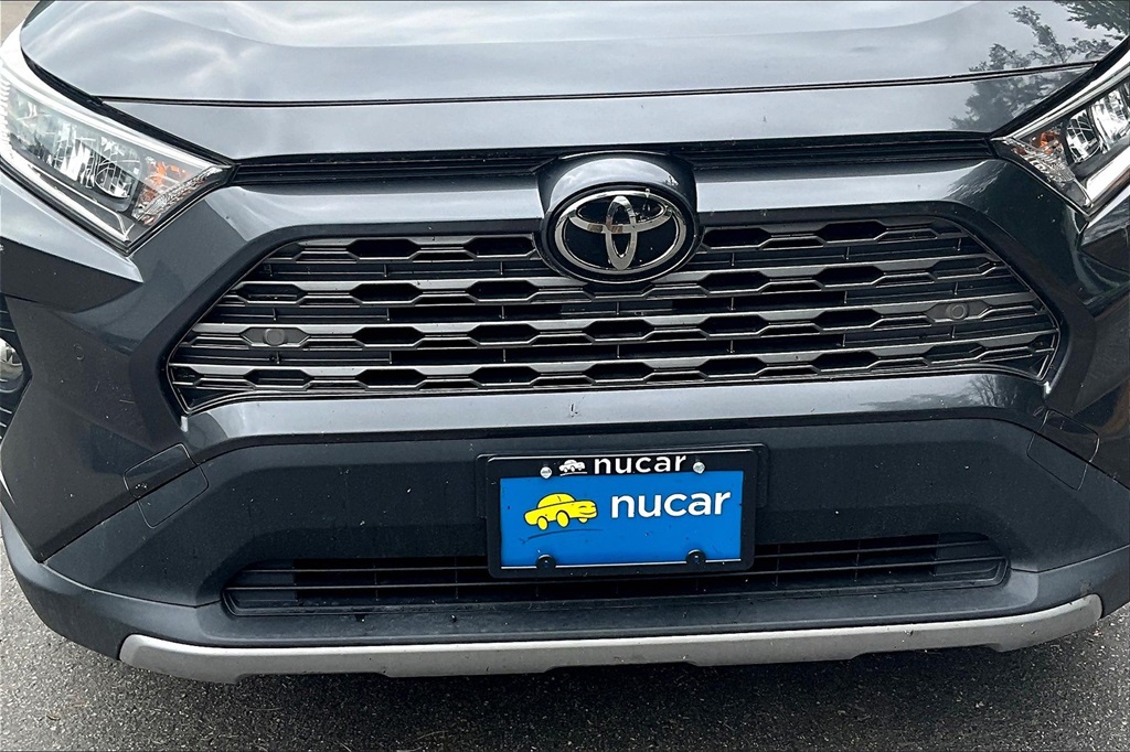 2020 Toyota RAV4 Limited - Photo 31