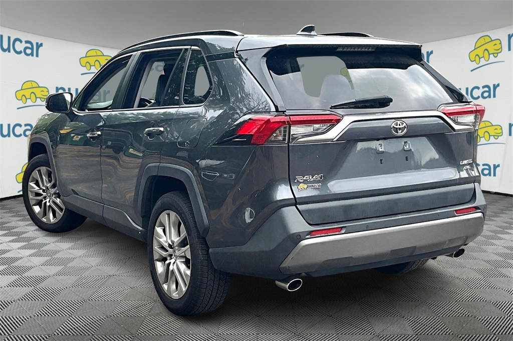 2020 Toyota RAV4 Limited - Photo 4