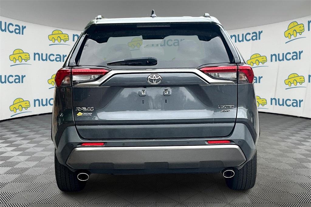 2020 Toyota RAV4 Limited - Photo 5
