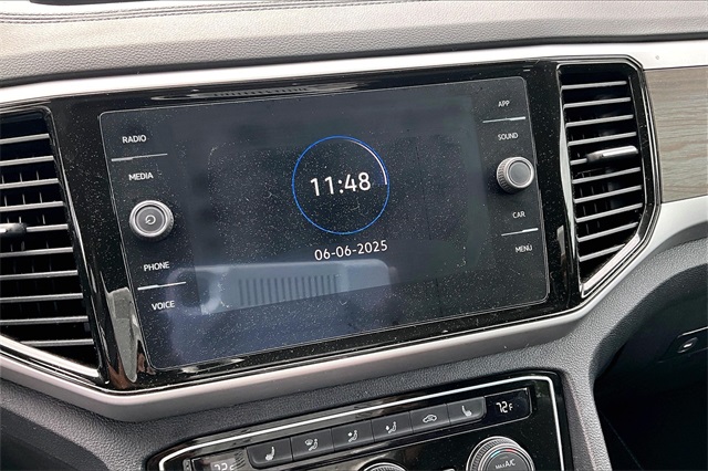 2022 Volkswagen Atlas 3.6L V6 SE w/Technology - Photo 8