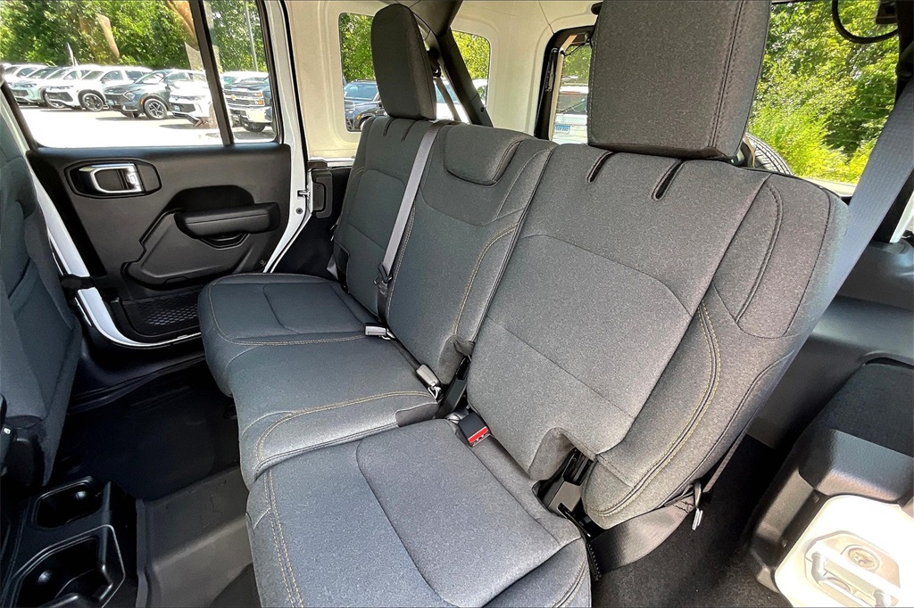 2025 Jeep Wrangler Sport S - Photo 15
