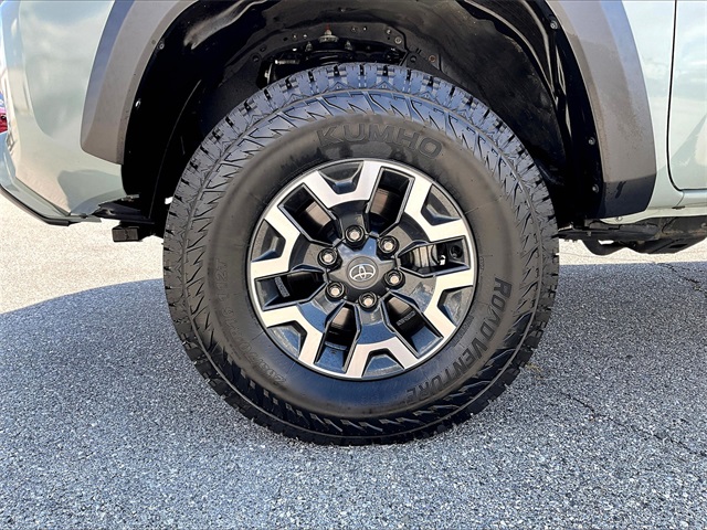 2022 Toyota Tacoma TRD Off-Road - Photo 7