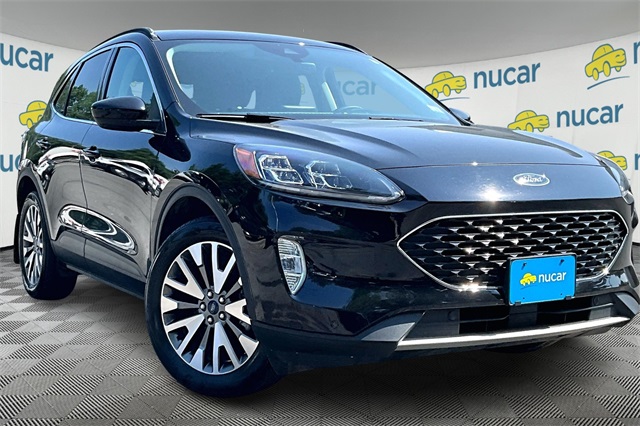 2022 Ford Escape Titanium Hybrid