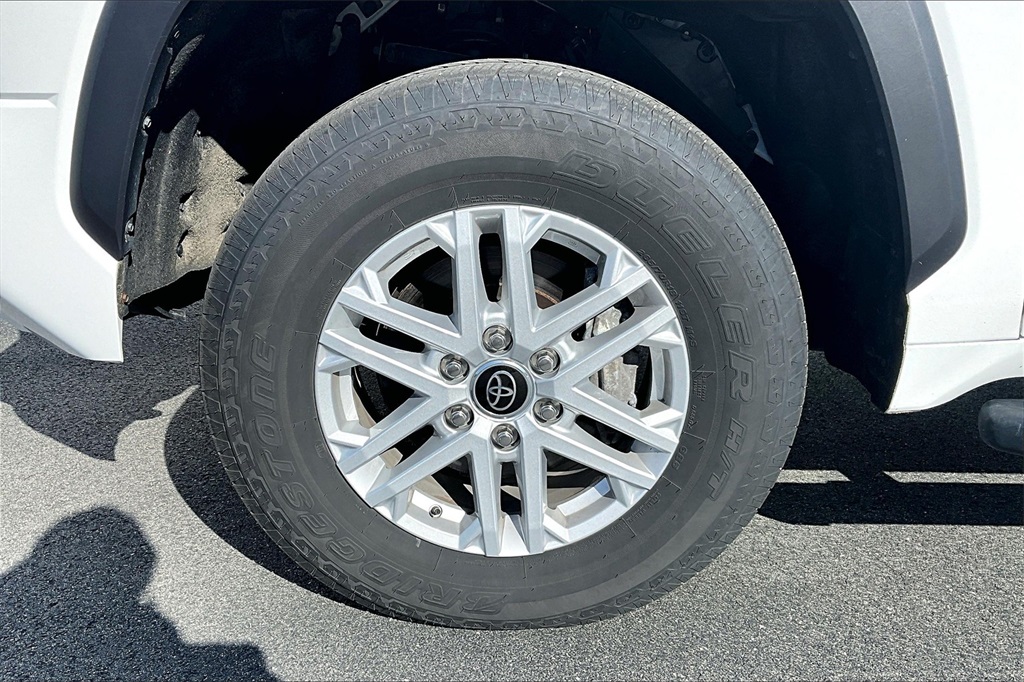 2023 Toyota Tundra SR5 - Photo 7