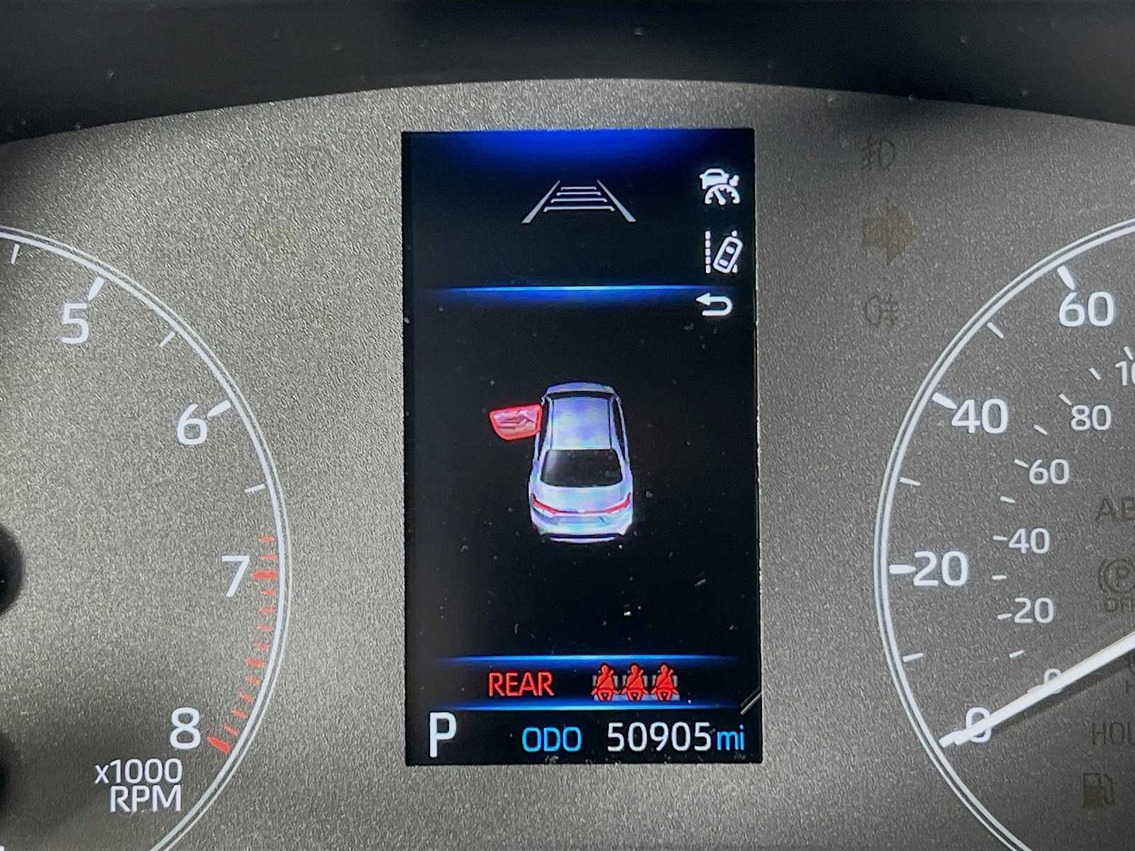 2023 Toyota Corolla LE - Photo 12