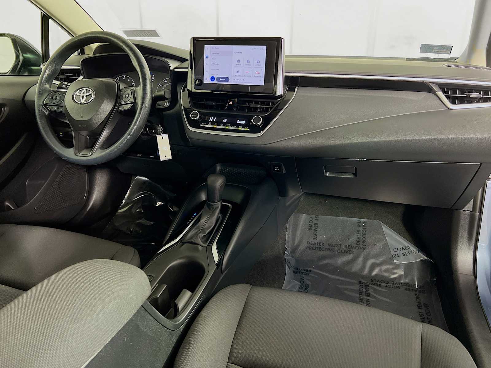 2023 Toyota Corolla LE - Photo 27