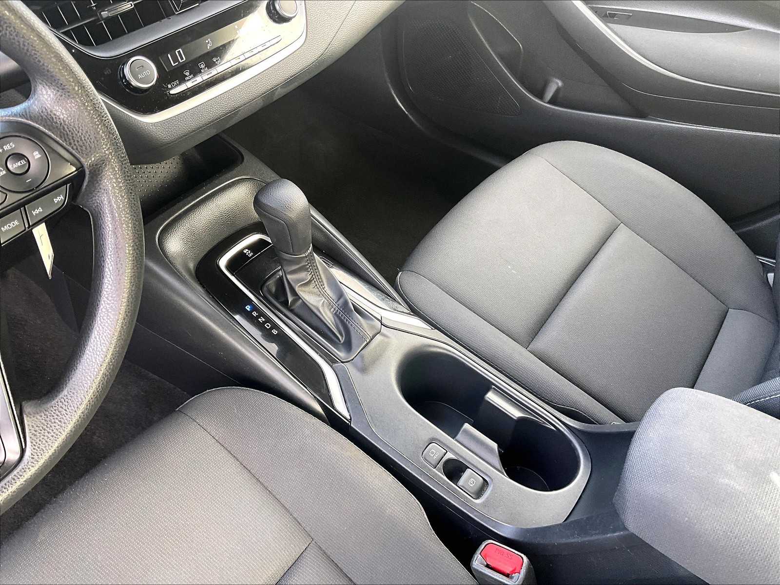 2023 Toyota Corolla LE - Photo 20