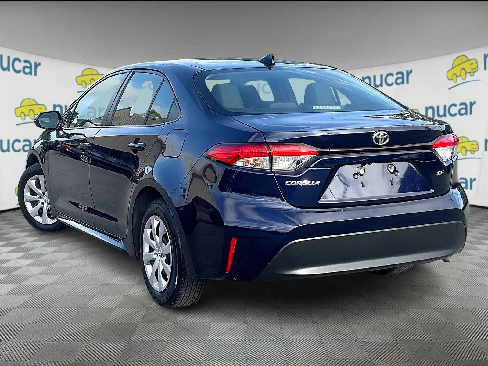 2023 Toyota Corolla LE - Photo 4