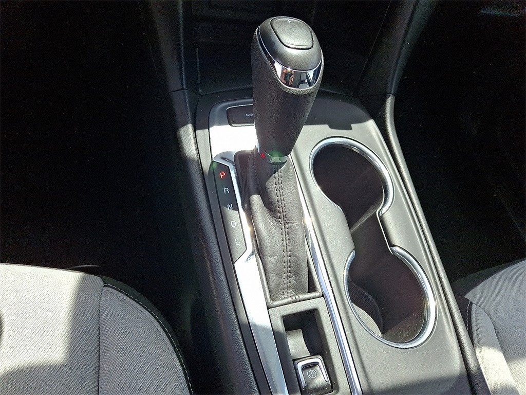 2020 Chevrolet Equinox LS - Photo 15