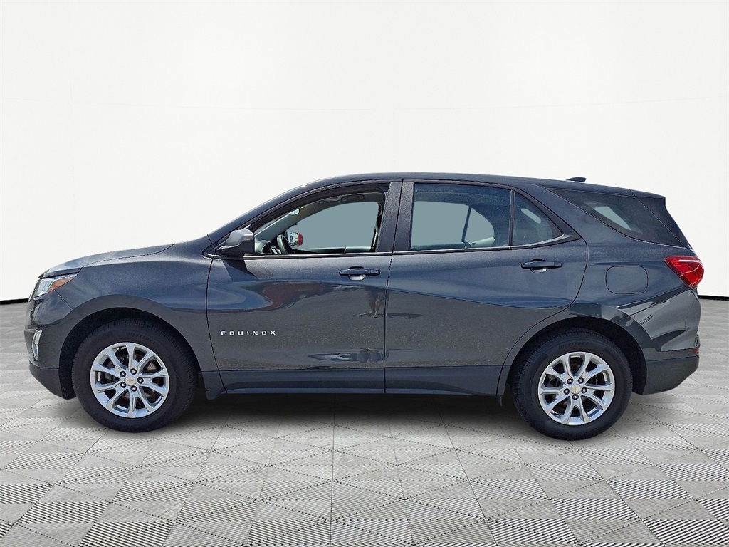2020 Chevrolet Equinox LS - Photo 4