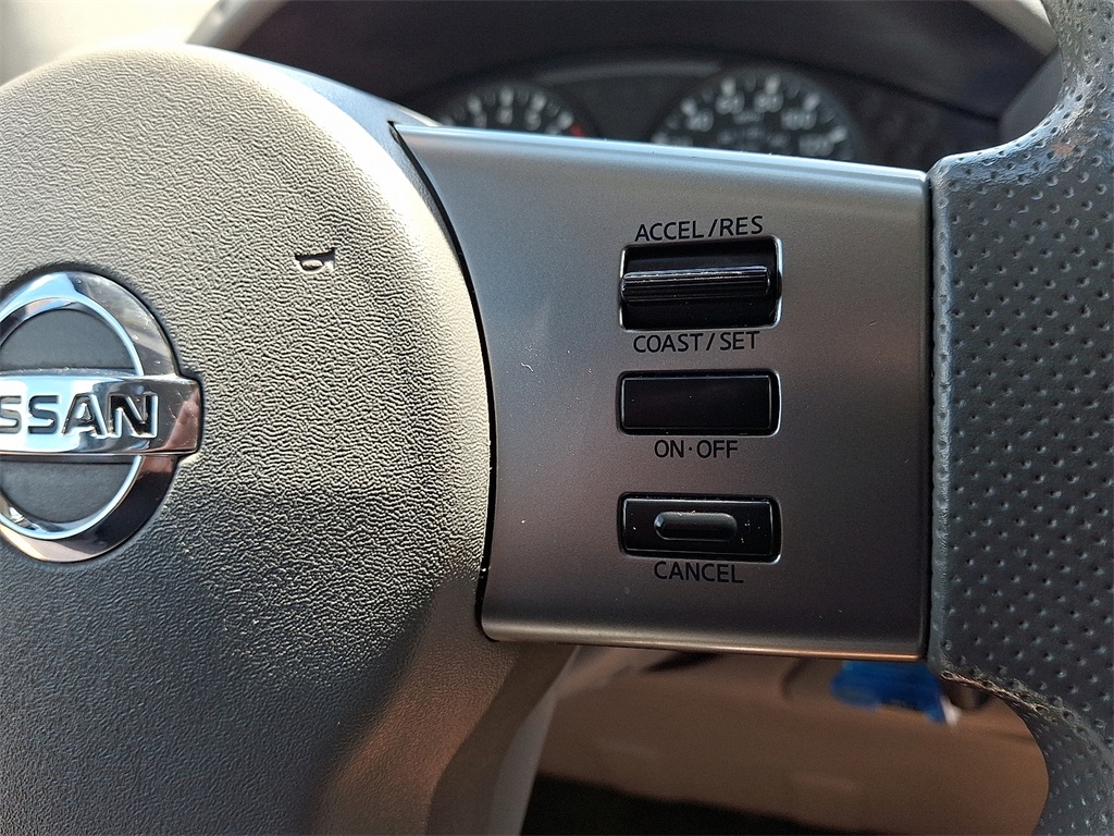 2010 Nissan Frontier SE - Photo 19