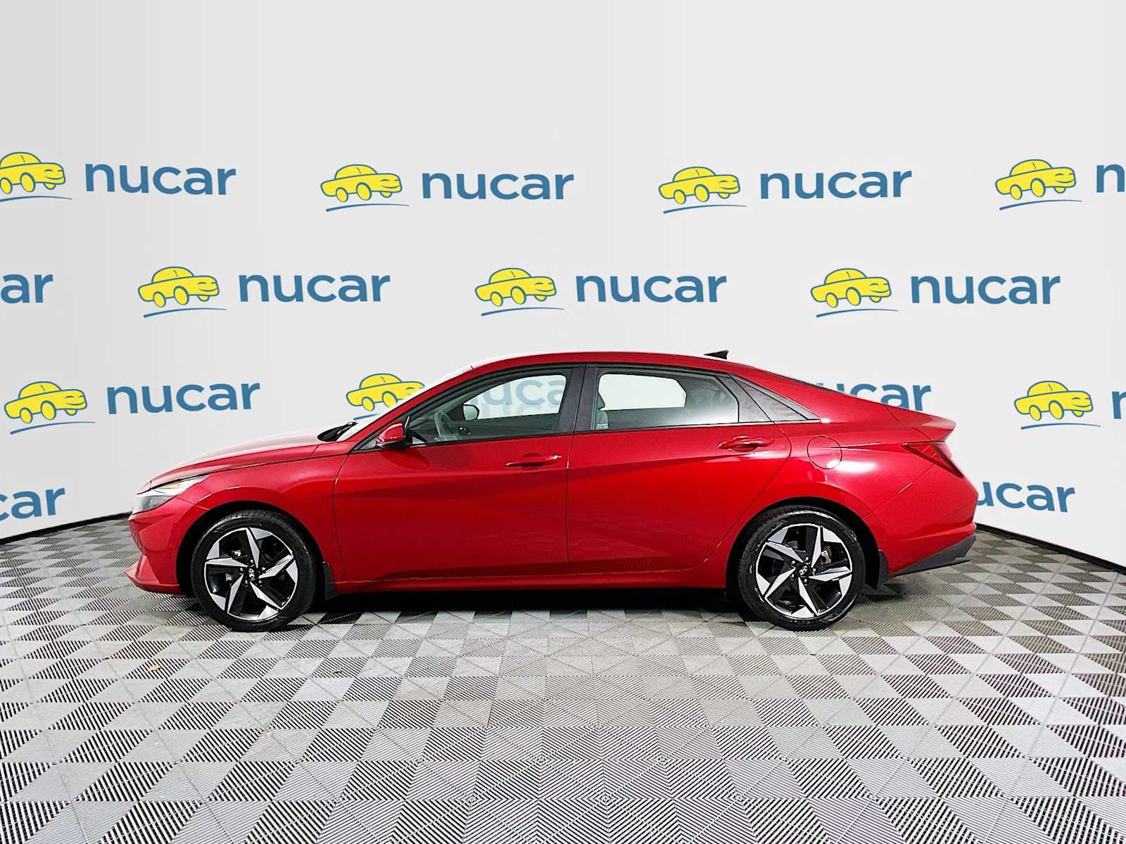 2023 Hyundai Elantra SEL - Photo 4