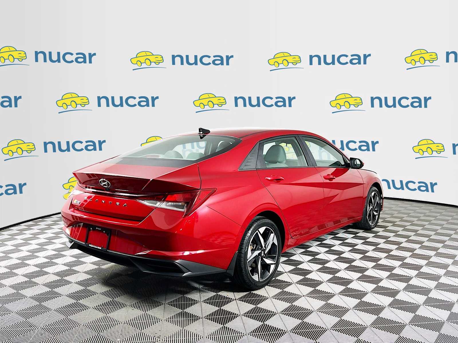 2023 Hyundai Elantra SEL - Photo 7