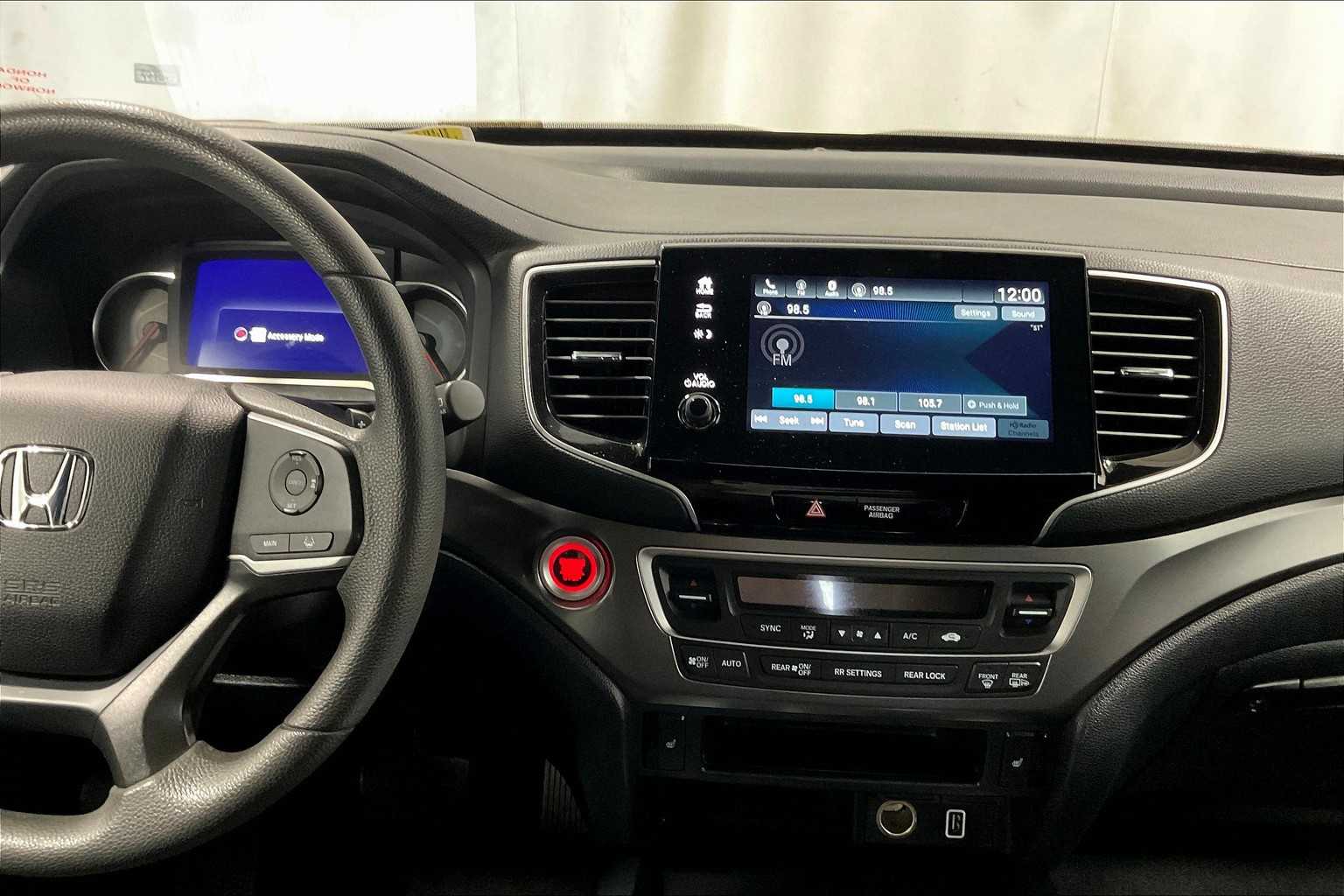 2022 Honda Pilot Sport - Photo 19