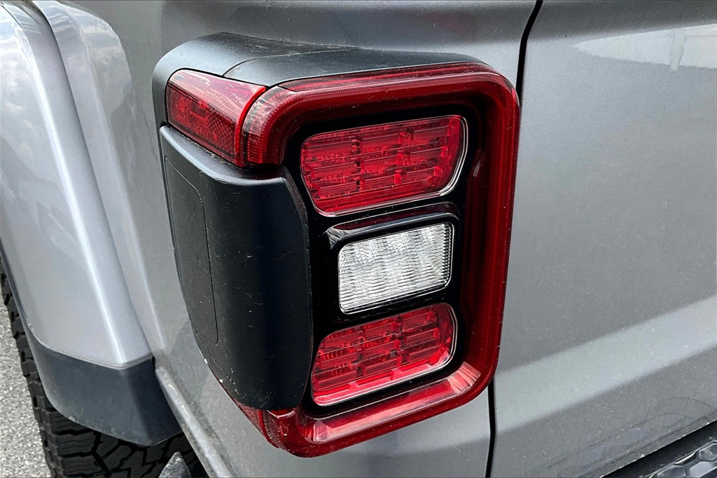 2020 Jeep Gladiator Rubicon - Photo 30