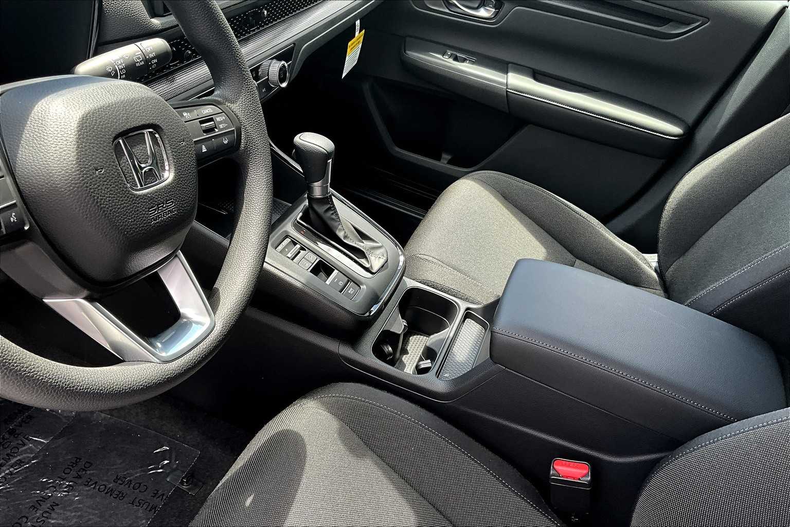 2026 Honda CR-V LX - Photo 14