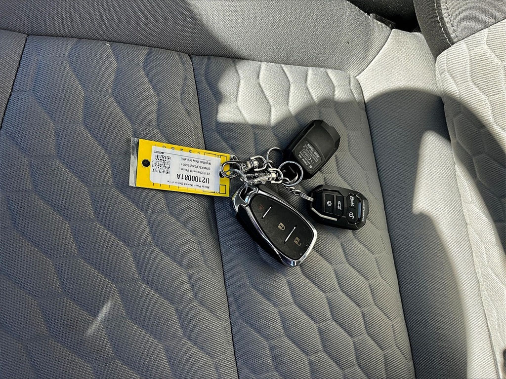 2019 Chevrolet Equinox LS - Photo 29