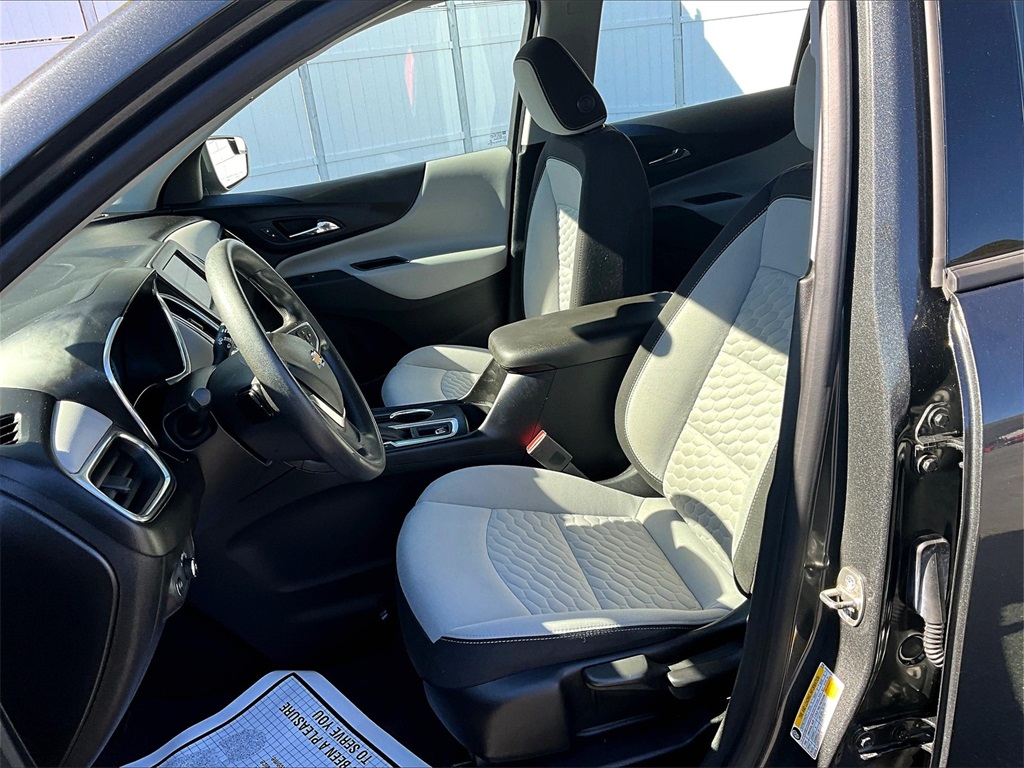 2019 Chevrolet Equinox LS - Photo 10