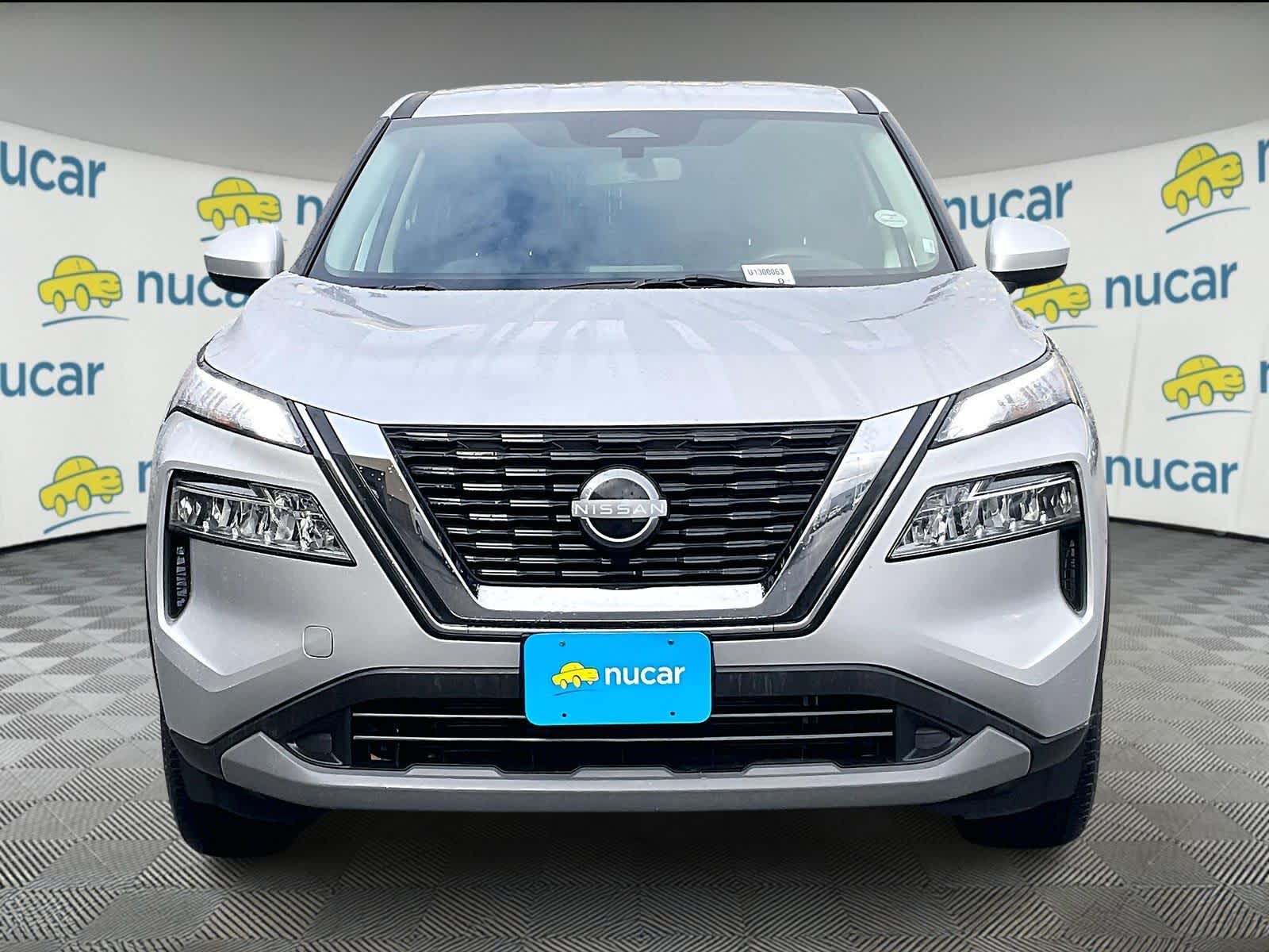 2023 Nissan Rogue SV - Photo 2