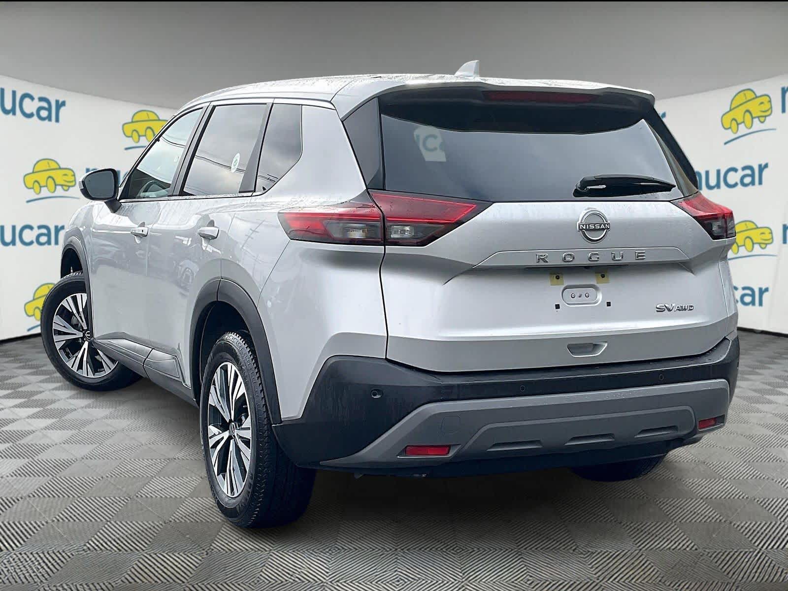 2023 Nissan Rogue SV - Photo 4