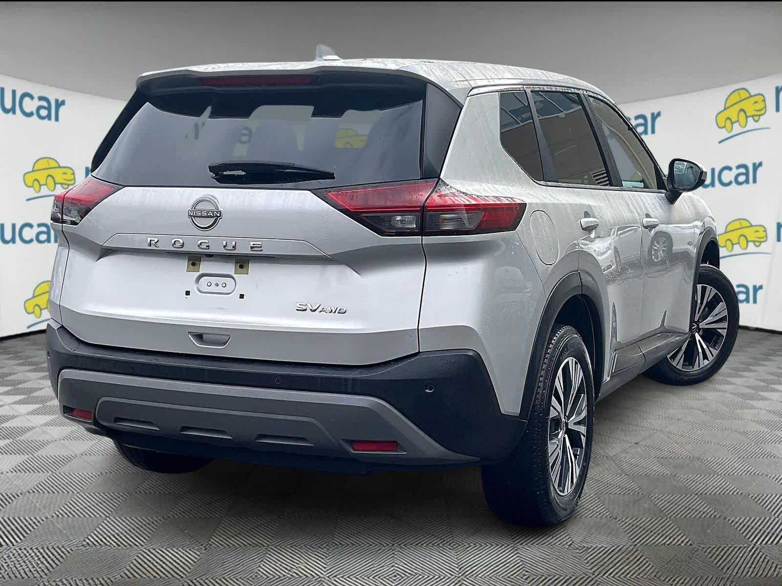 2023 Nissan Rogue SV - Photo 6
