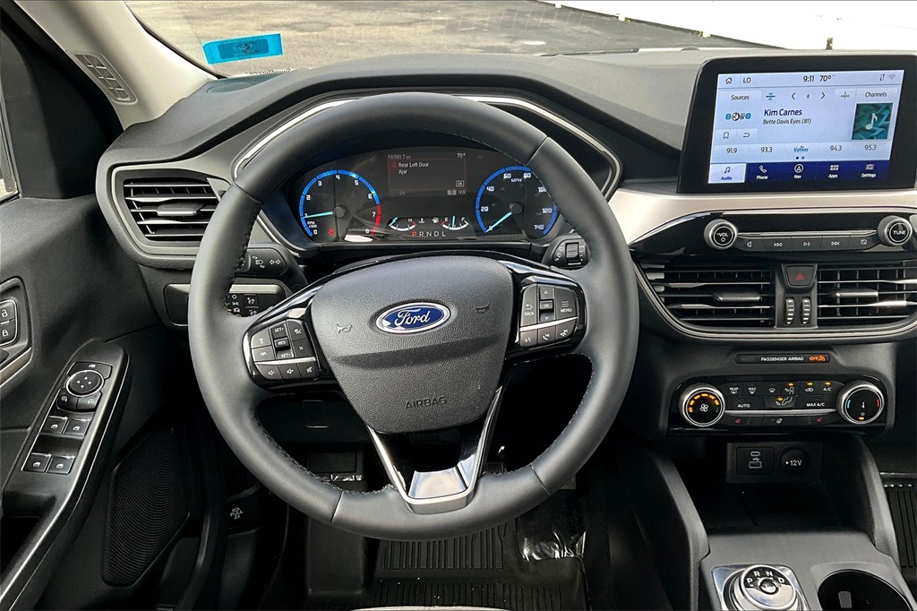 2022 Ford Escape SE - Photo 17