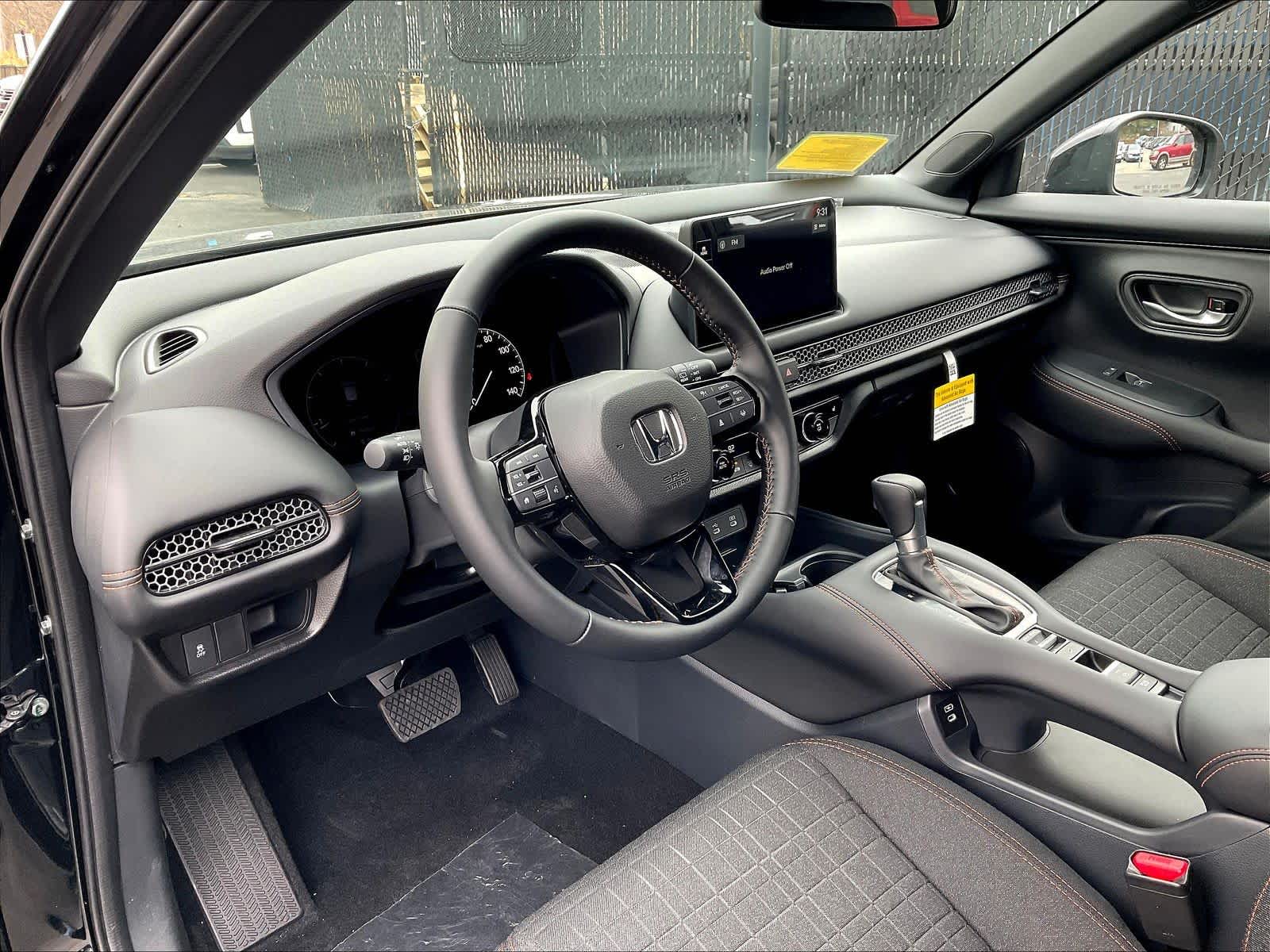 2026 Honda HR-V Sport - Photo 9