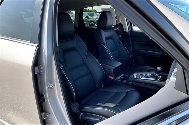 2025 Mazda CX-5 2.5 S Select Package - Photo 11