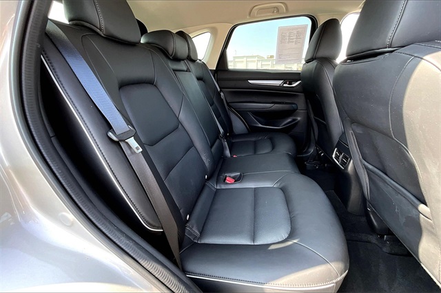 2025 Mazda CX-5 2.5 S Select Package - Photo 15