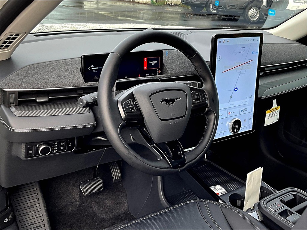 2025 Ford Mustang Mach-E Premium - Photo 7