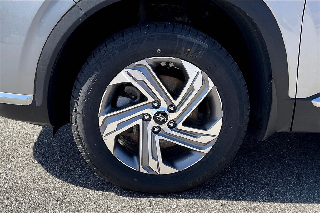 2022 Hyundai Santa Fe SEL - Photo 7