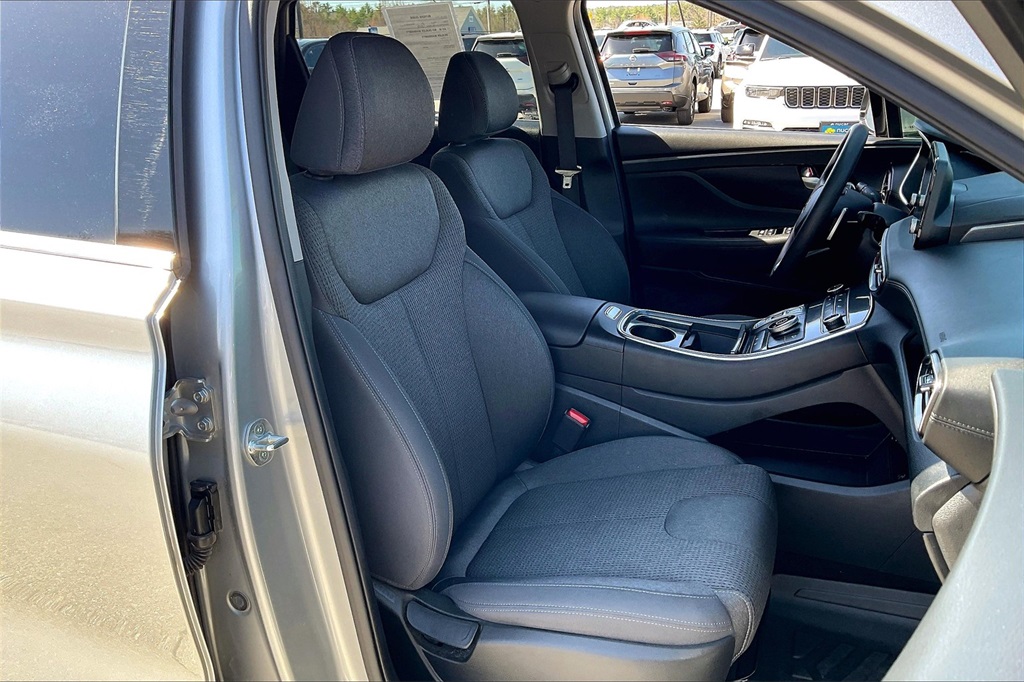 2022 Hyundai Santa Fe SEL - Photo 10