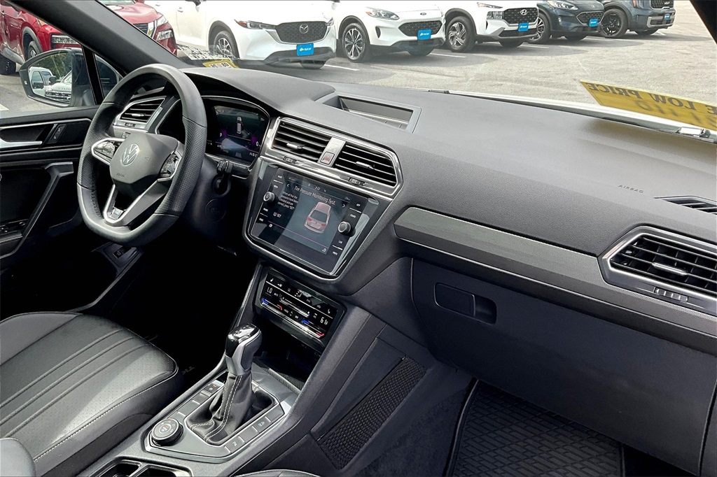 2024 Volkswagen Tiguan 2.0T SE R-Line Black - Photo 14