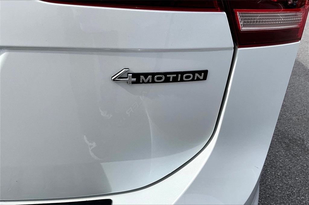 2024 Volkswagen Tiguan 2.0T SE R-Line Black - Photo 27