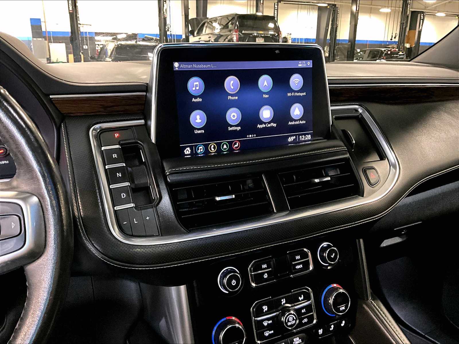 2021 Chevrolet Tahoe Premier - Photo 19