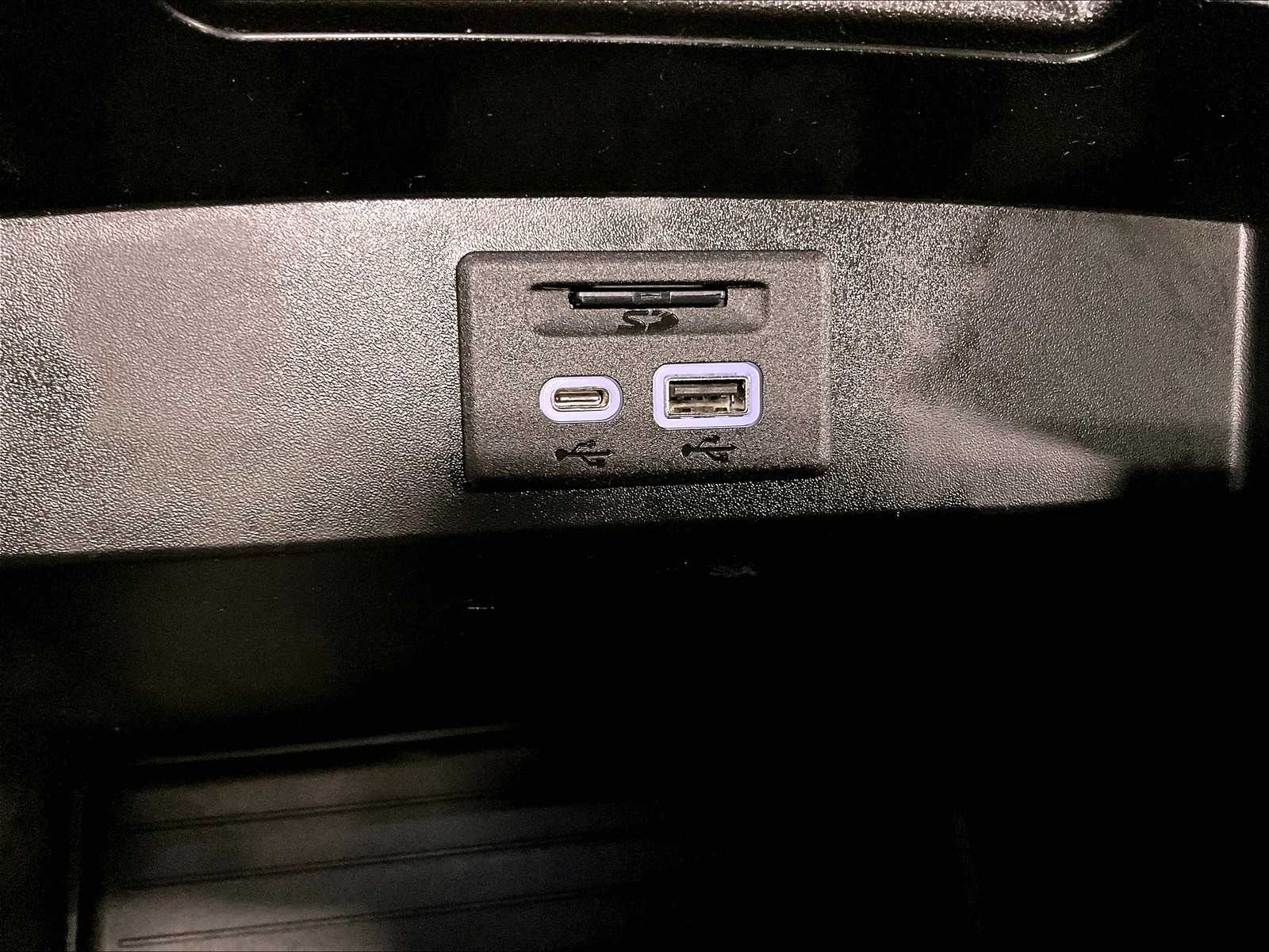2021 Chevrolet Tahoe Premier - Photo 28
