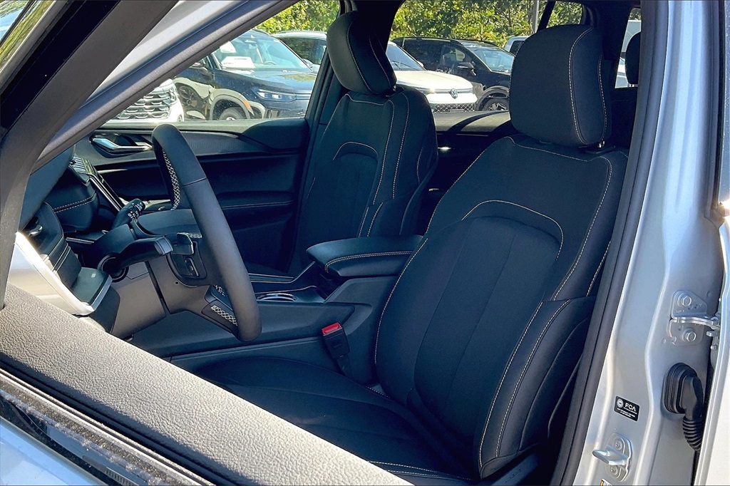 2025 Jeep Grand Cherokee Laredo X - Photo 11