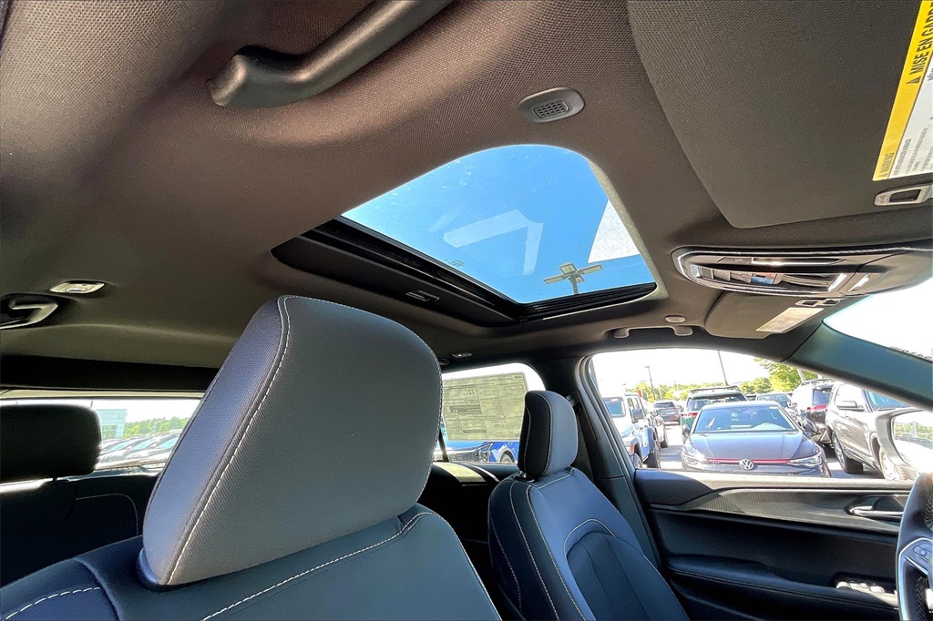 2025 Jeep Grand Cherokee Laredo X - Photo 18