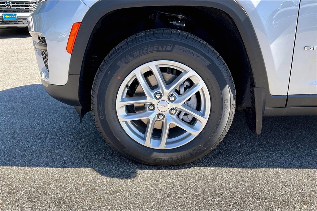 2025 Jeep Grand Cherokee Laredo X - Photo 8