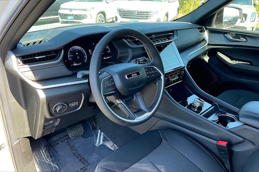 2025 Jeep Grand Cherokee Laredo X - Photo 9