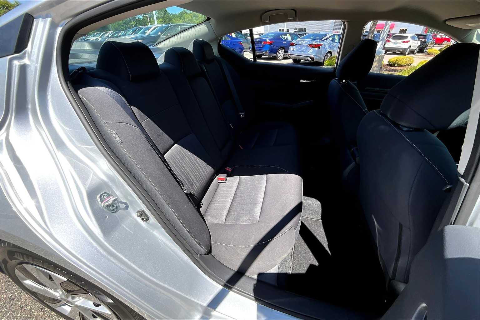 2022 Nissan Altima 2.5 S - Photo 16