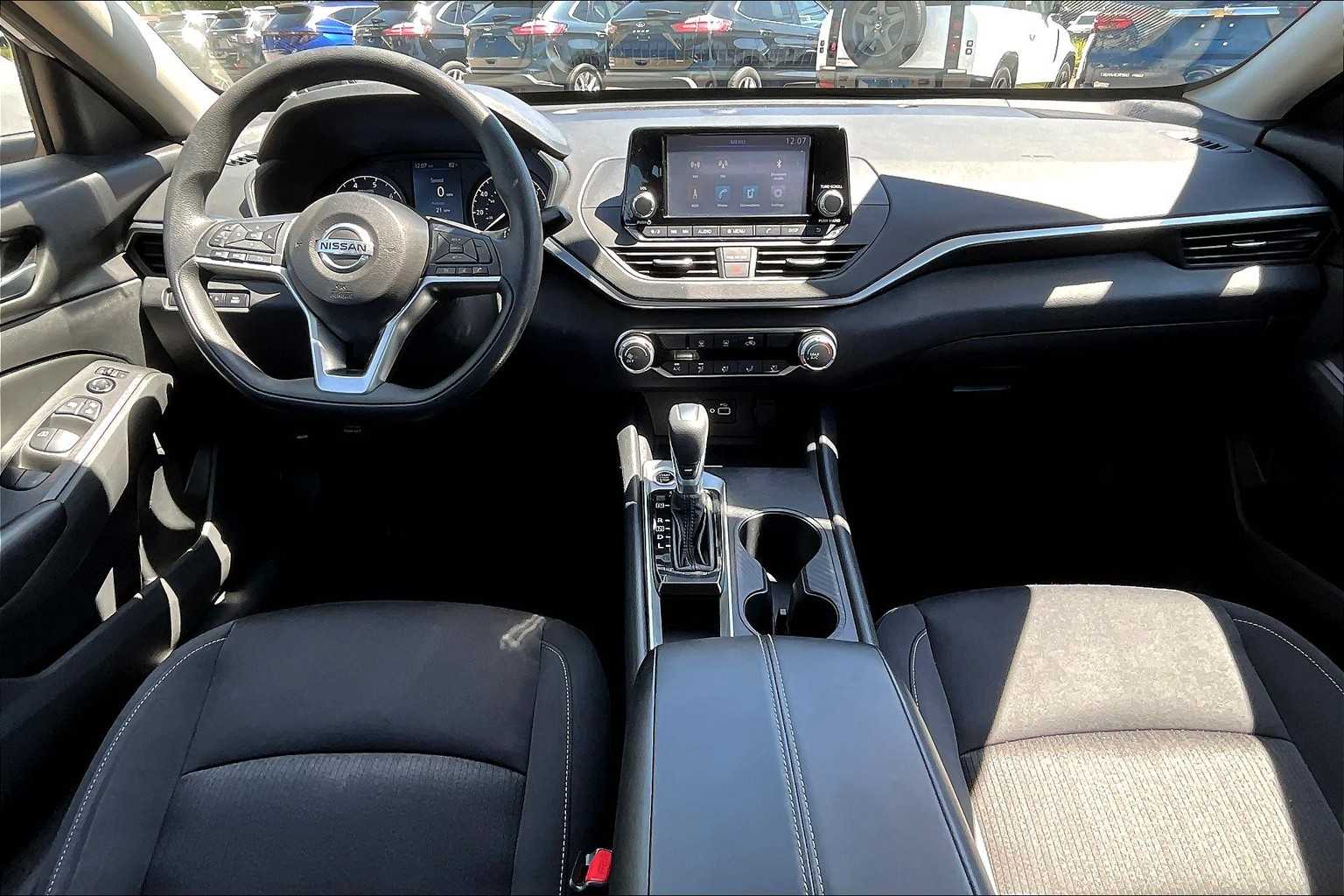 2022 Nissan Altima 2.5 S - Photo 21