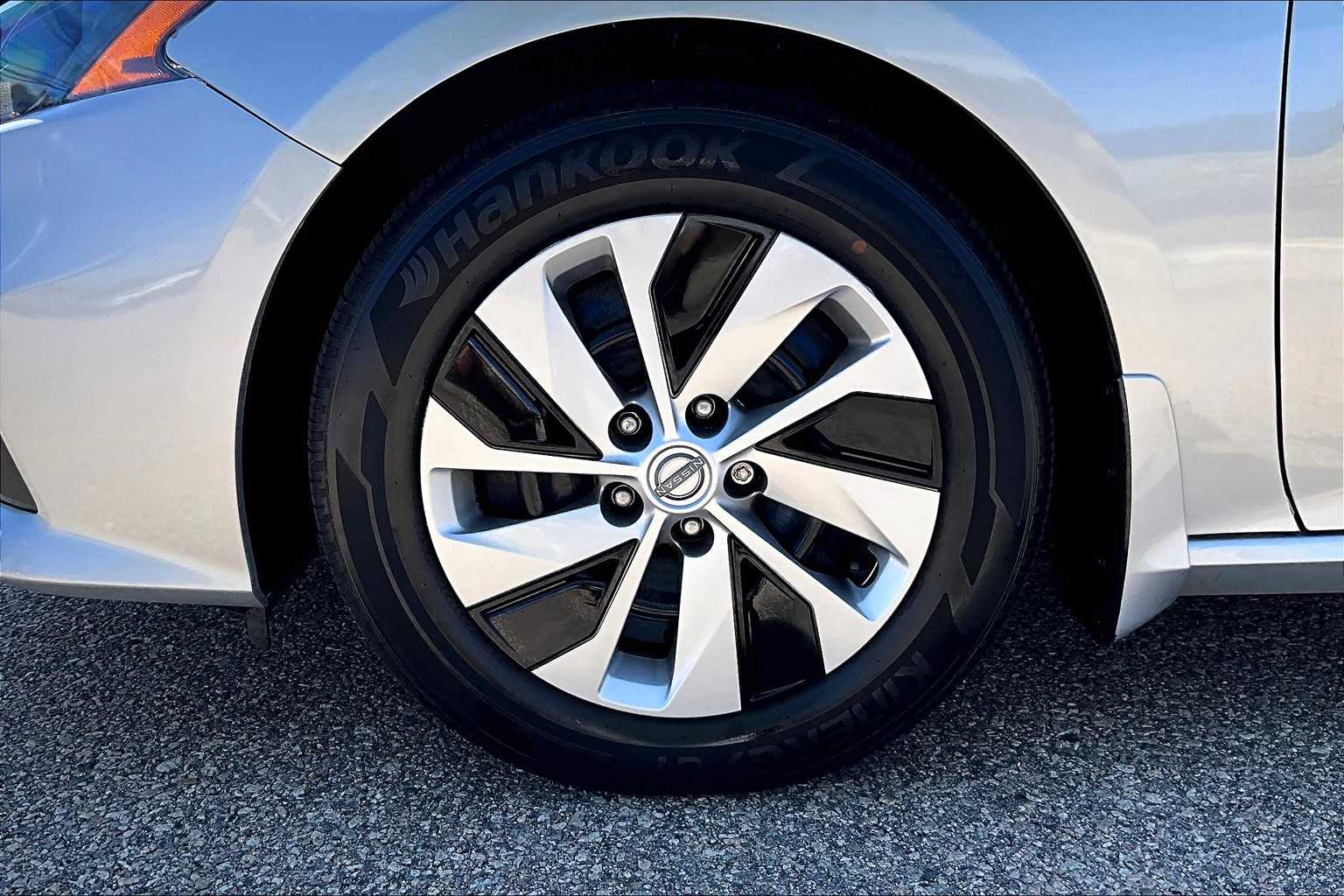 2022 Nissan Altima 2.5 S - Photo 7