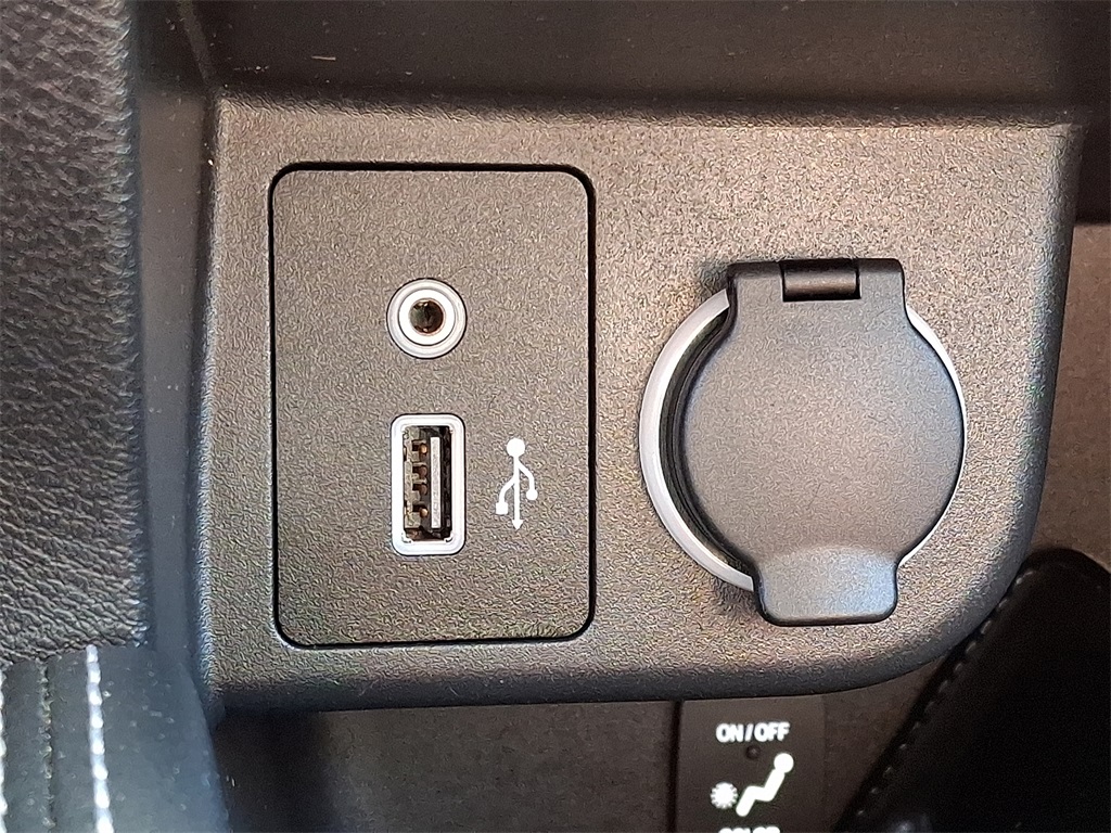 2019 Nissan Kicks SR - Photo 22