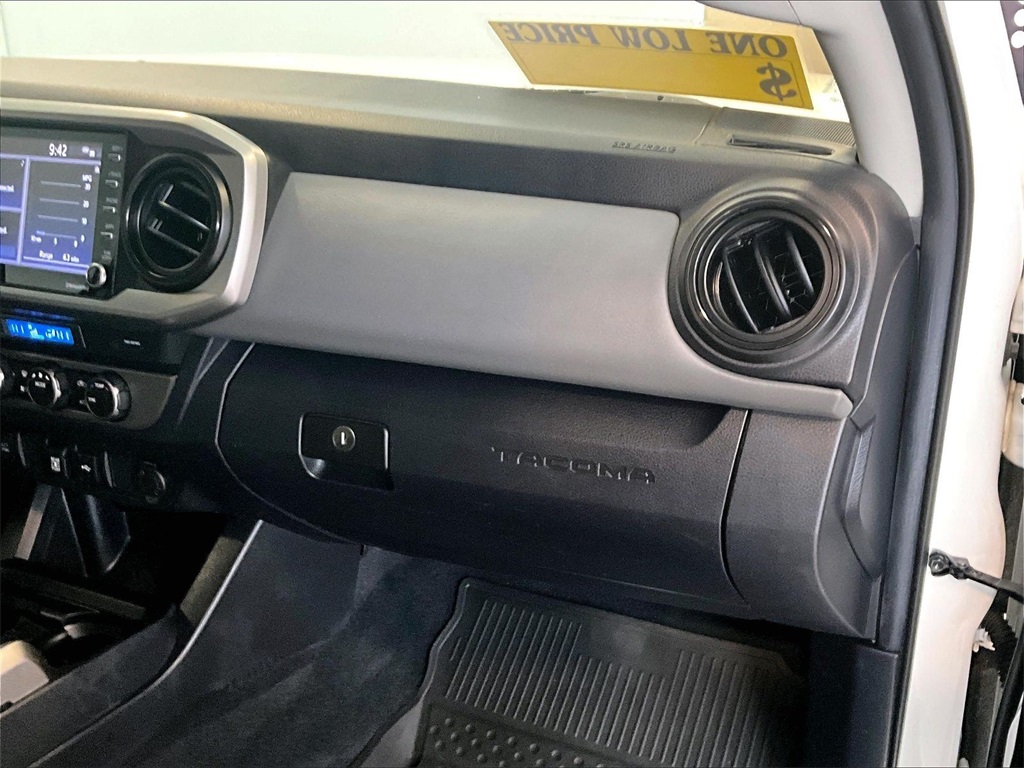 2022 Toyota Tacoma SR5 - Photo 13