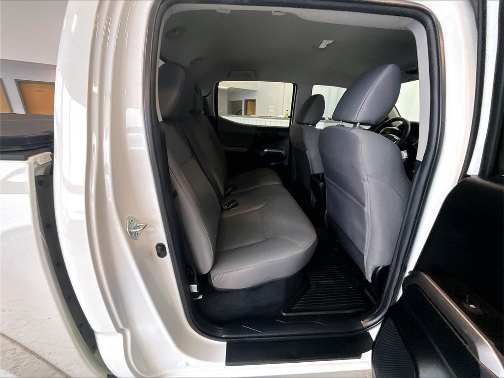 2022 Toyota Tacoma SR5 - Photo 16