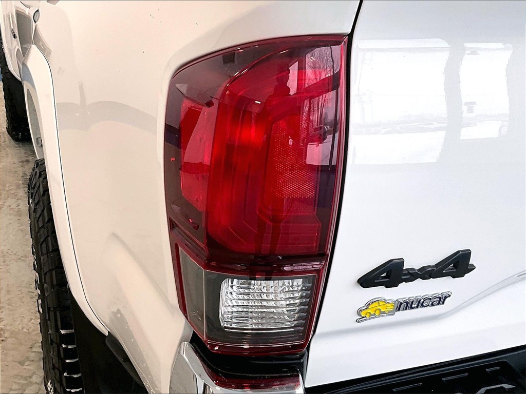 2022 Toyota Tacoma SR5 - Photo 32