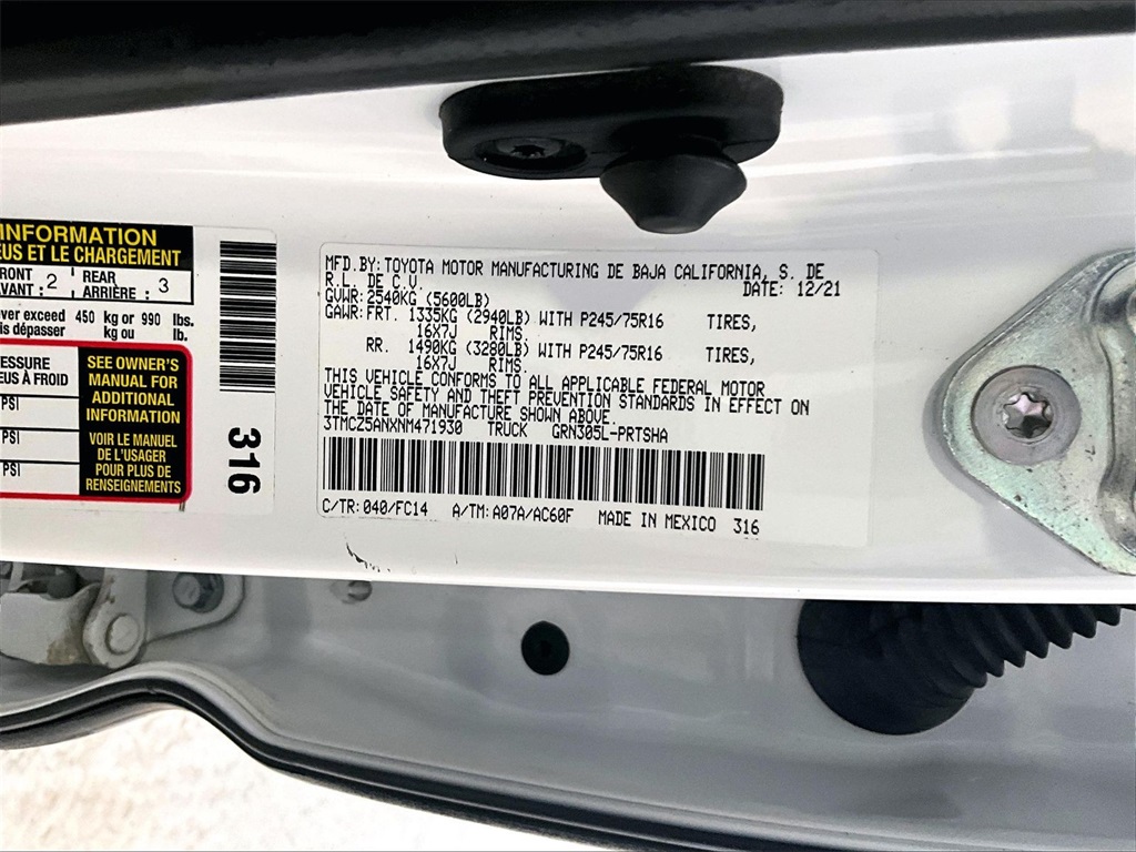 2022 Toyota Tacoma SR5 - Photo 34