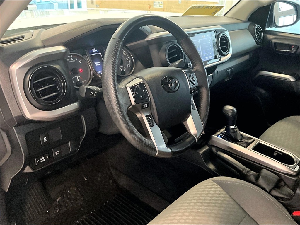 2022 Toyota Tacoma SR5 - Photo 8
